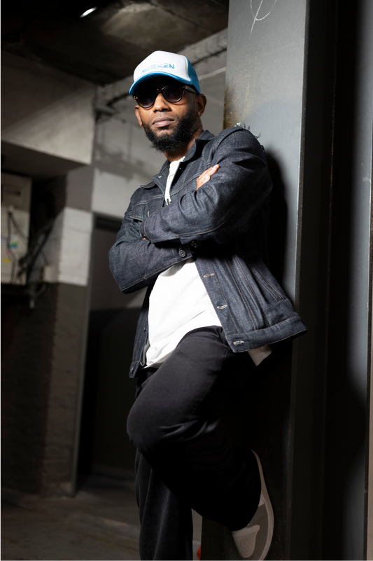 AWäKEN TRUCKER CAP | SKY BLUE