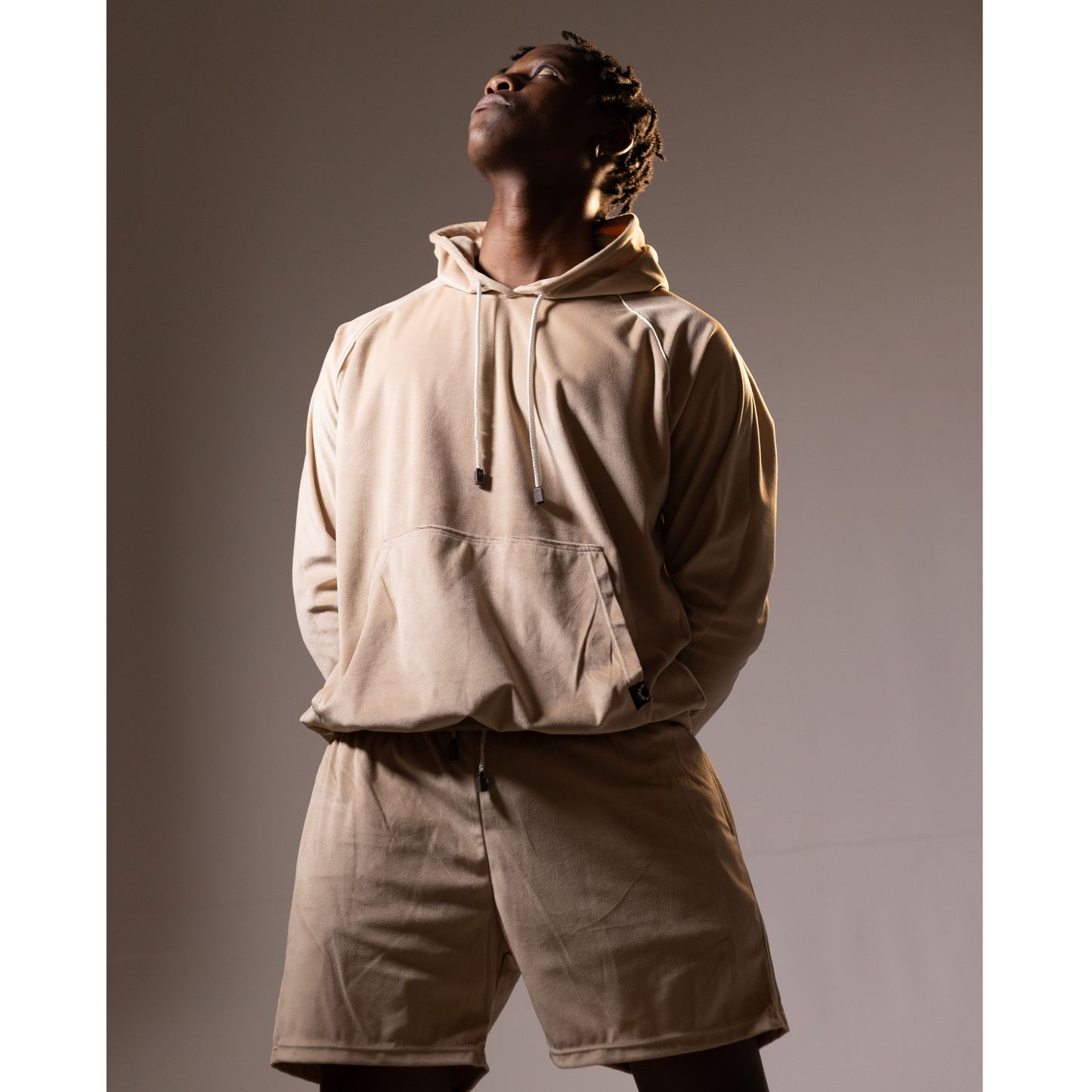AWäKEN SHORTS | BEIGE