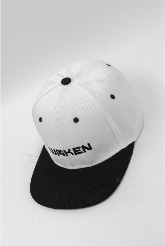 AWäKEN SNAPBACK | WHITE-BLACK