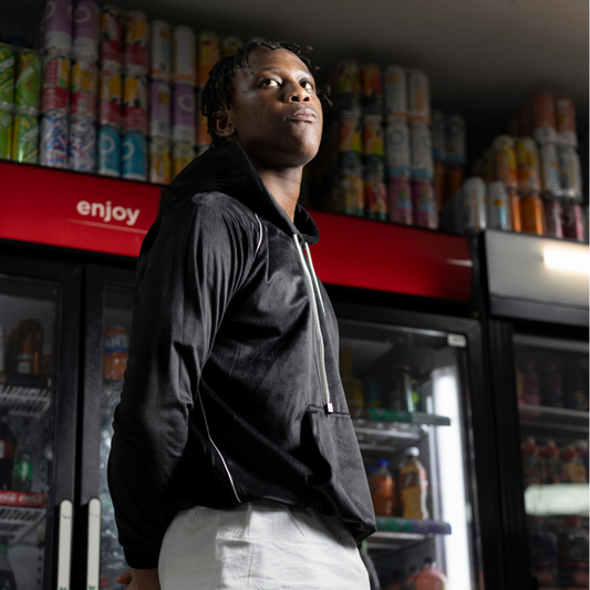 AWäKEN HOODIE | BLACK