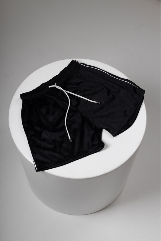 AWäKEN SHORTS | BLACK