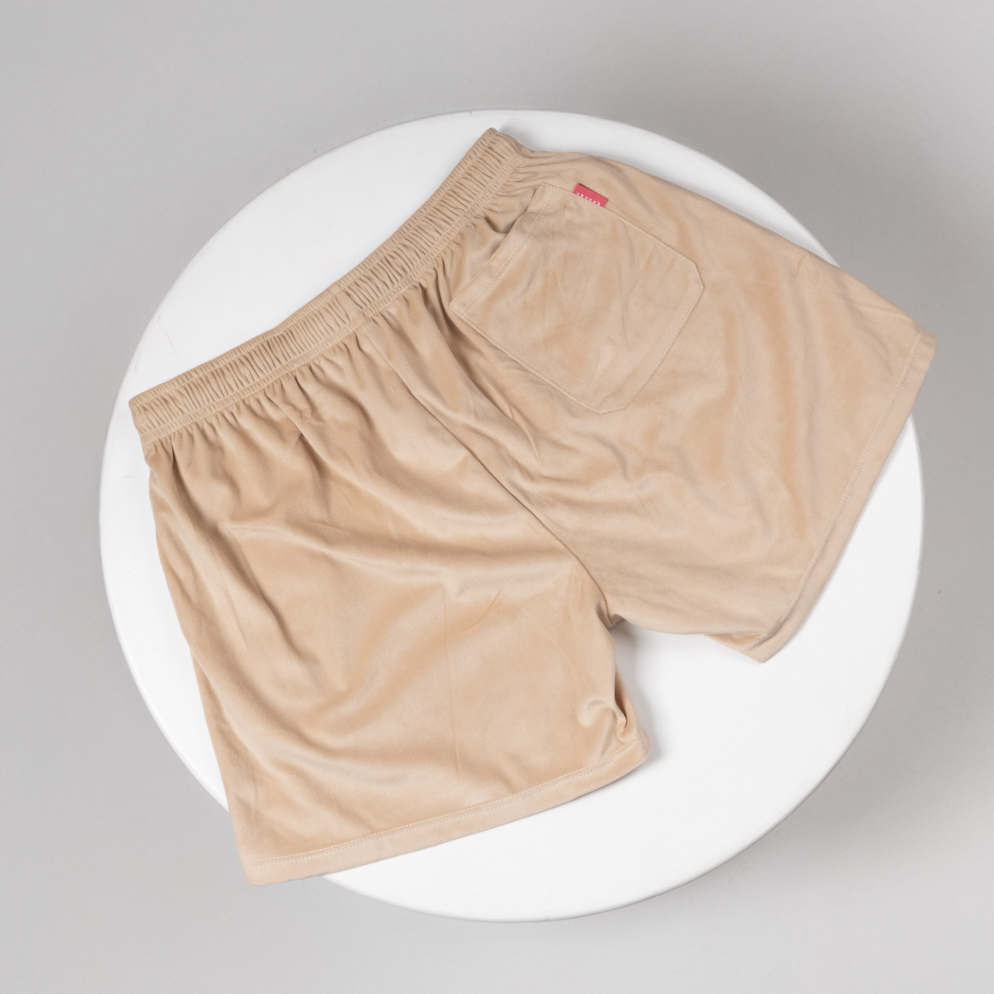 AWäKEN SHORTS | BEIGE