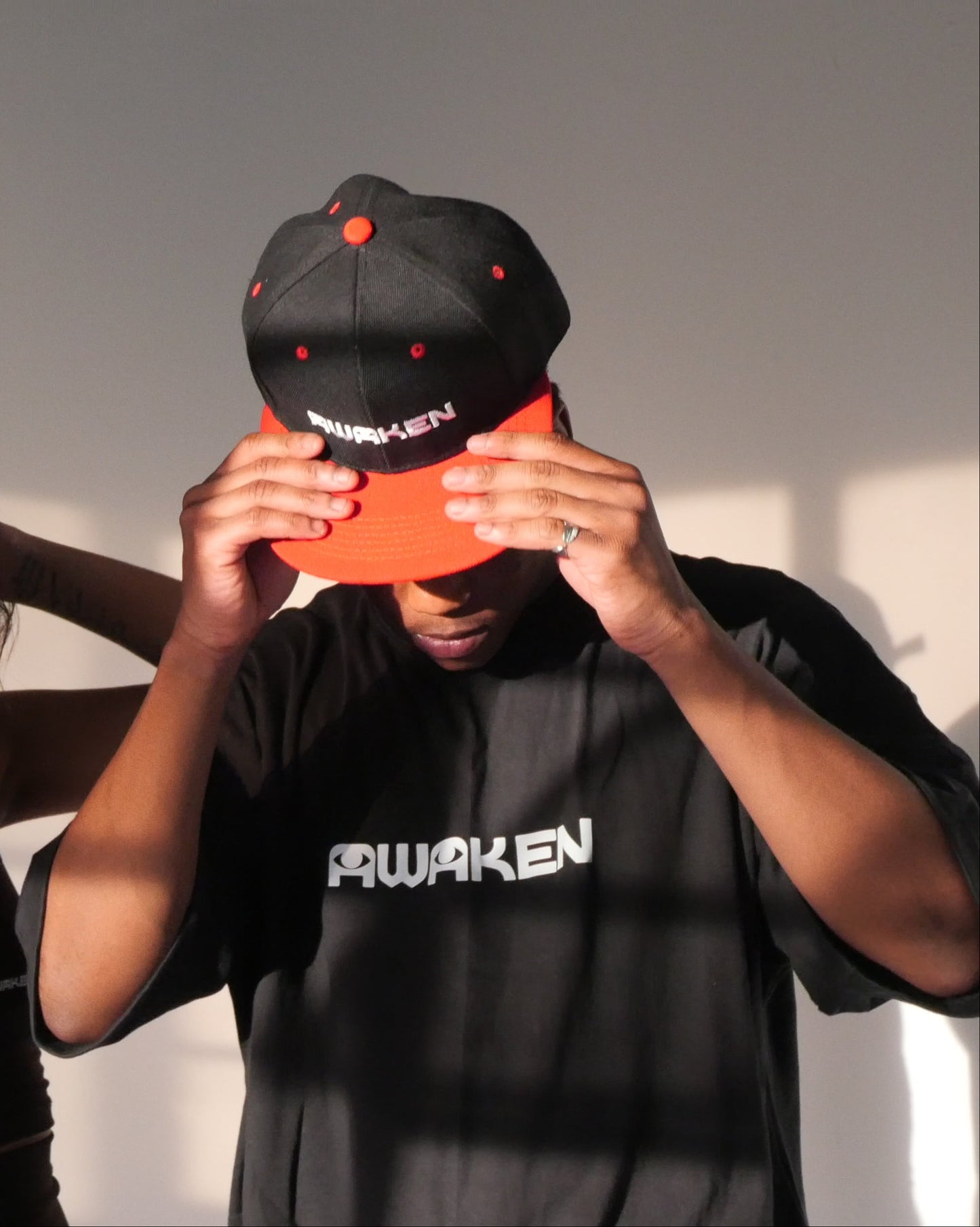 AWäKEN SNAPBACK | BLACK-RED