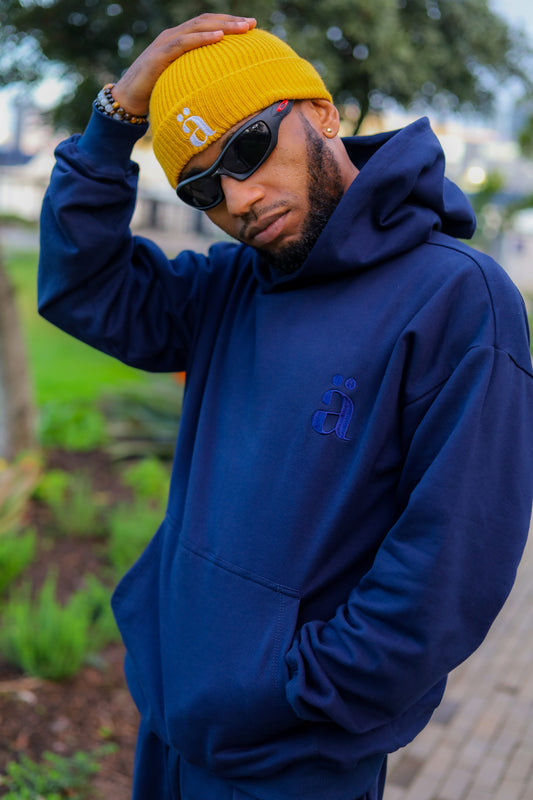 EMBROIDERED HOODIE | NAVY